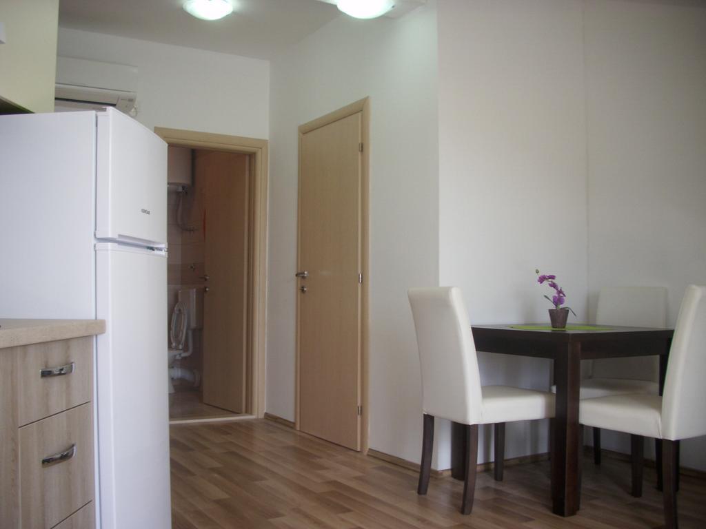 Apartments Kala Janjina エクステリア 写真